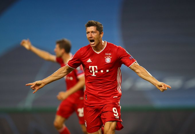 Bayern Munich y Robert Lewandowski van por récords