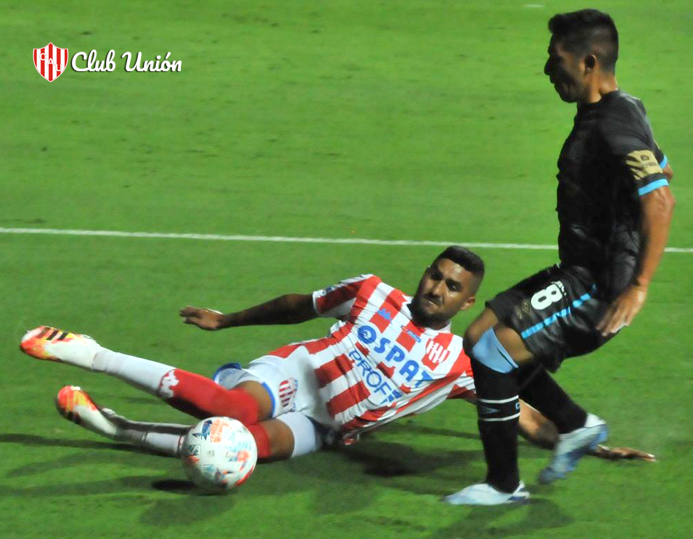 Atlético Tucumán le gana a Unión